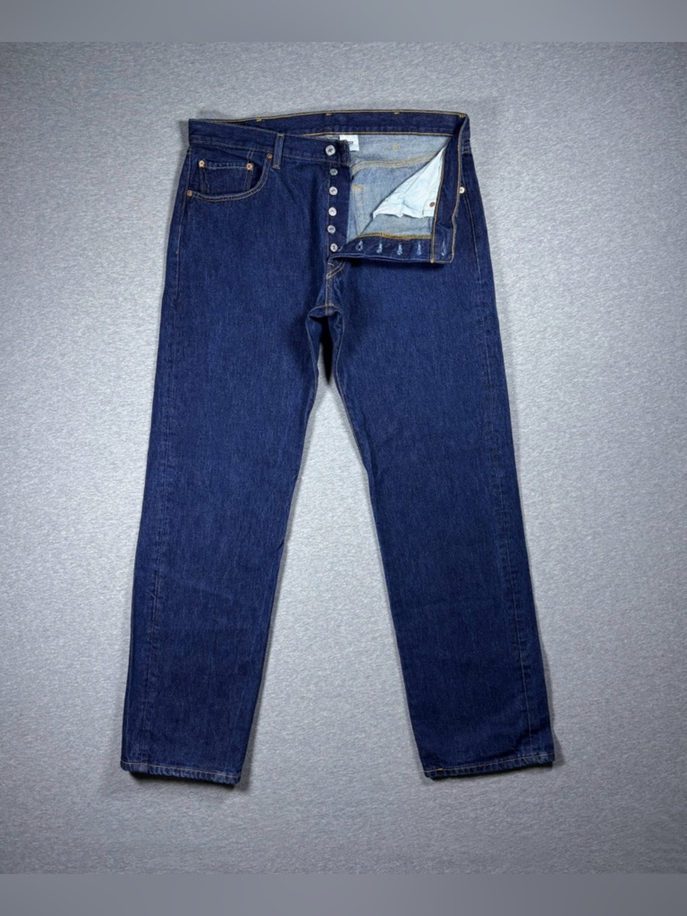 Vintage Levis 501 Jeans Mens 36x34 Y2K Blue Dark Wash Denim Button Fly 2003